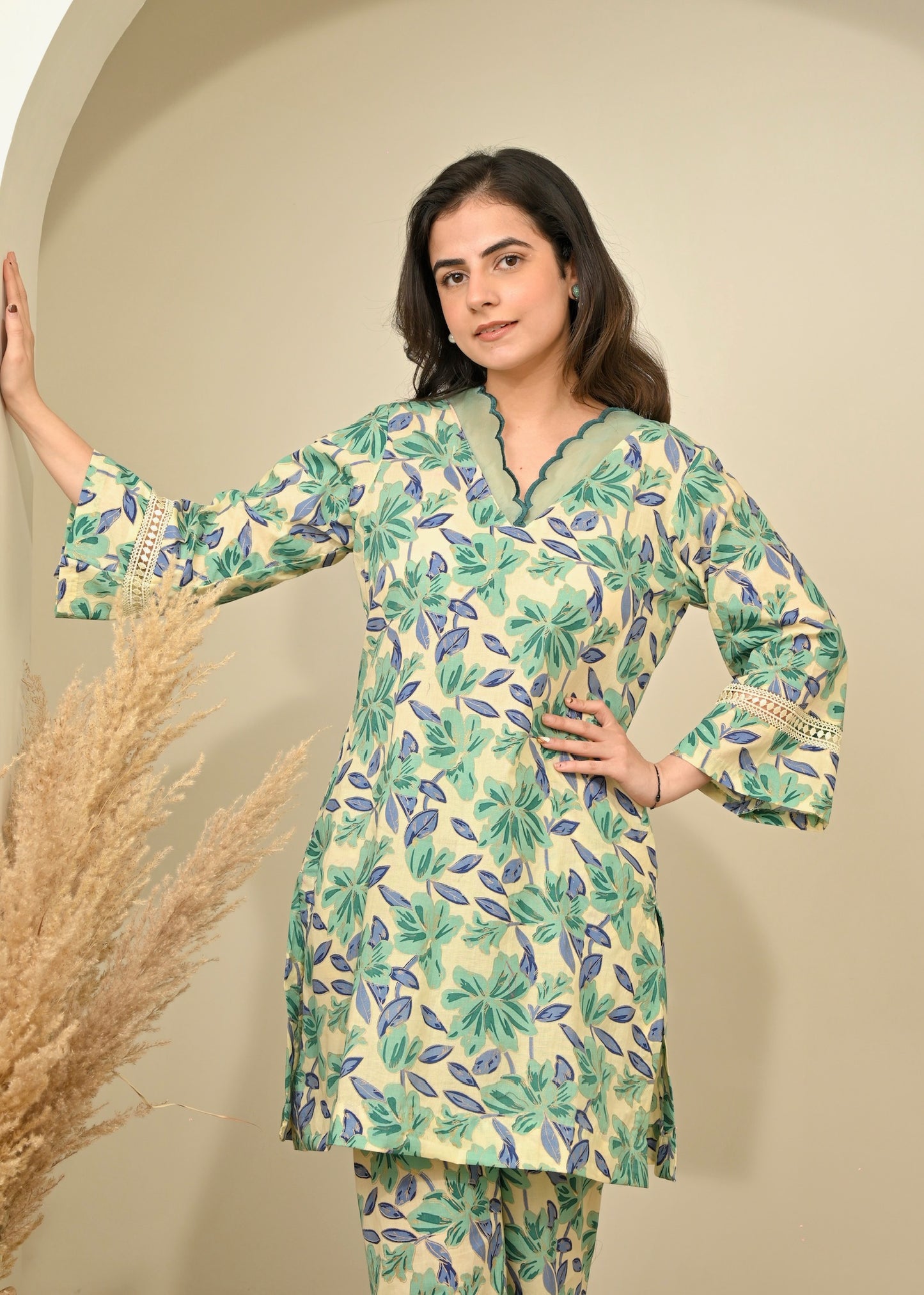 Tropical Bloom Set
