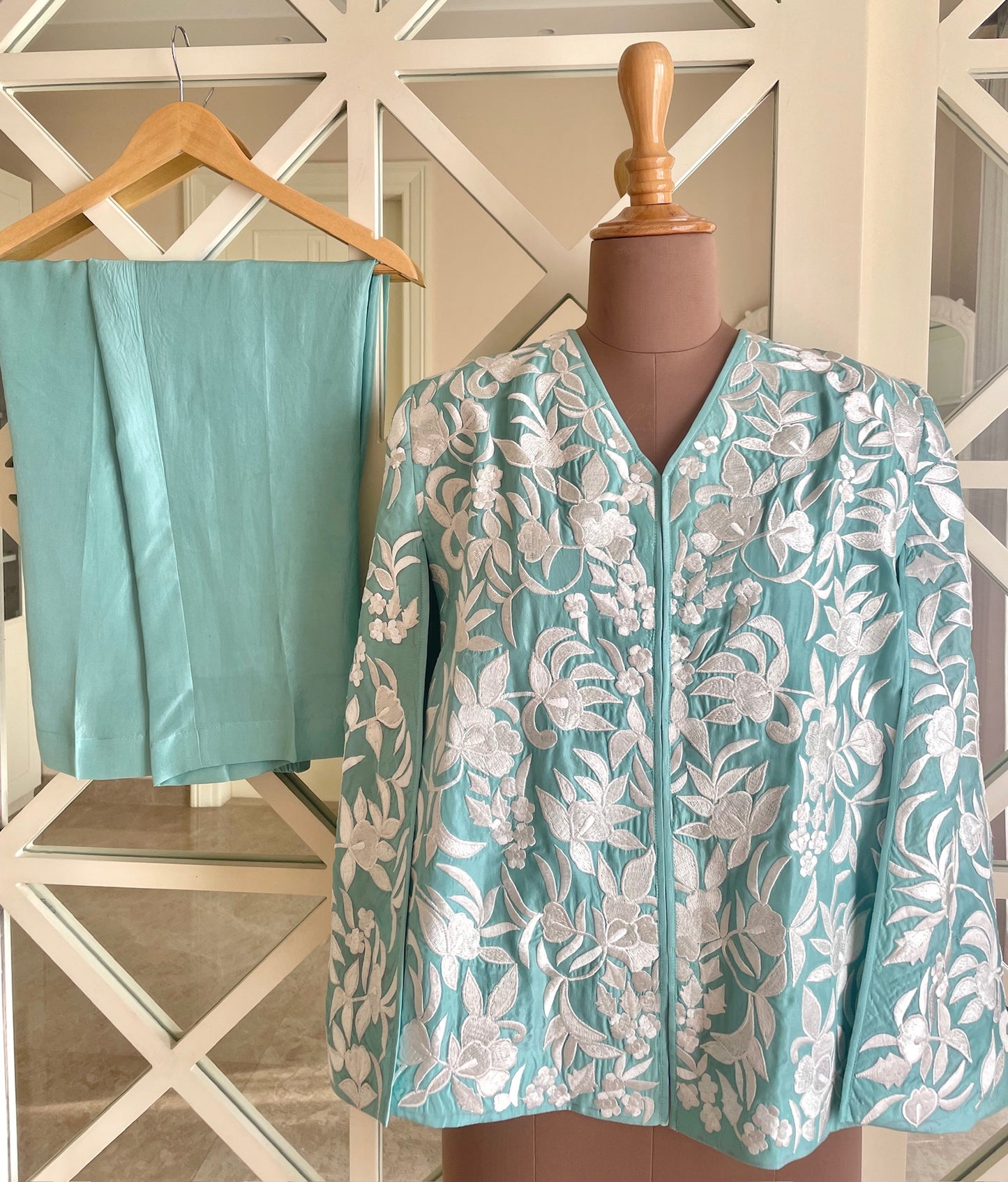 Blush Bloom Pure Silk Cape Set
