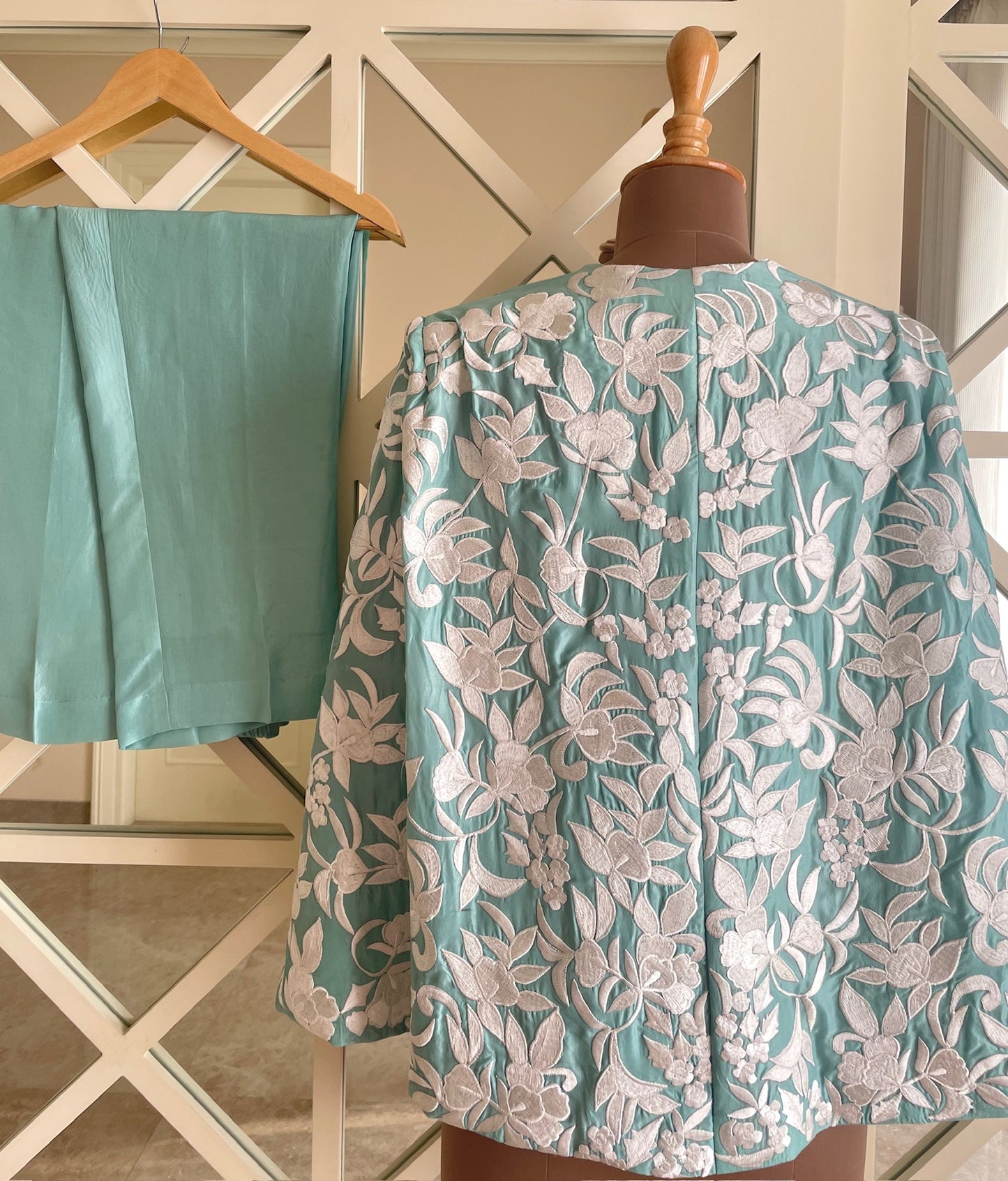 Blush Bloom Pure Silk Cape Set