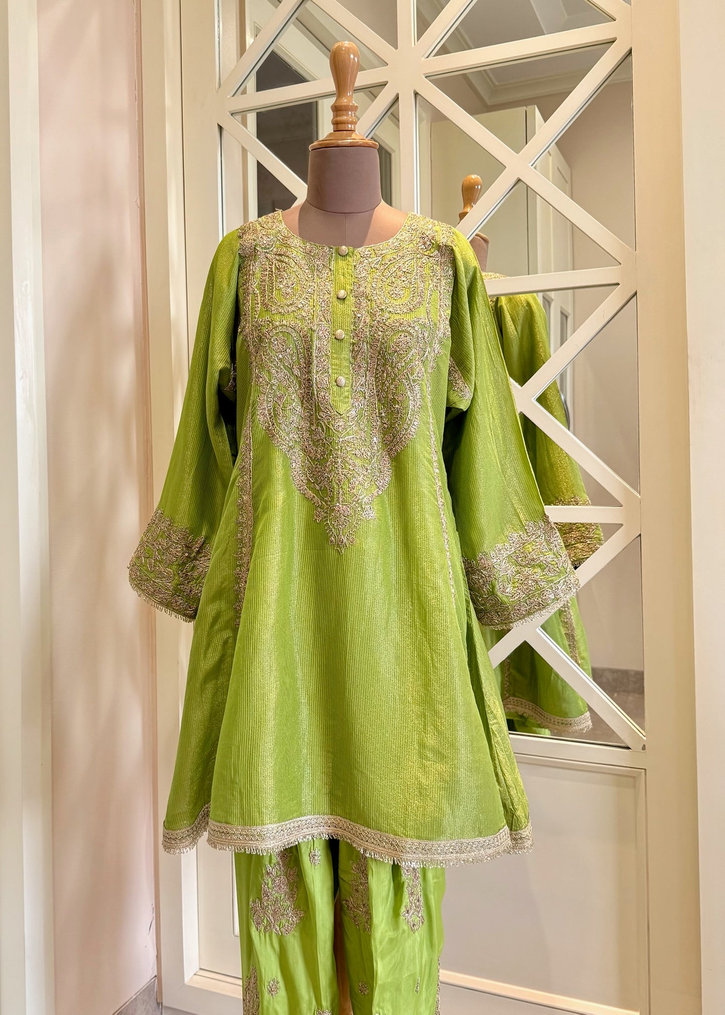 Meadow Glow – Organza Embroidered Set
