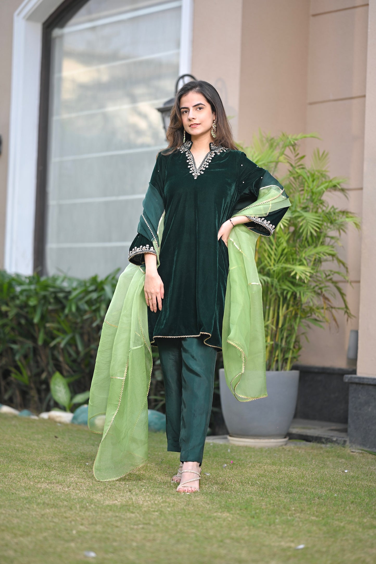 Mirari Velvet Luxe Set