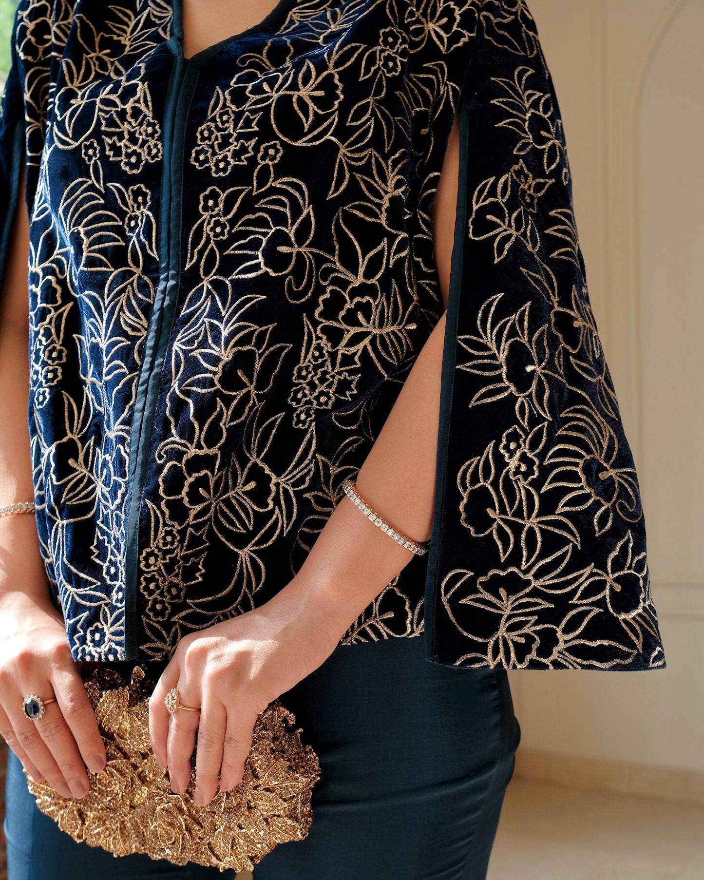 Nayaab Velvet Cape Set