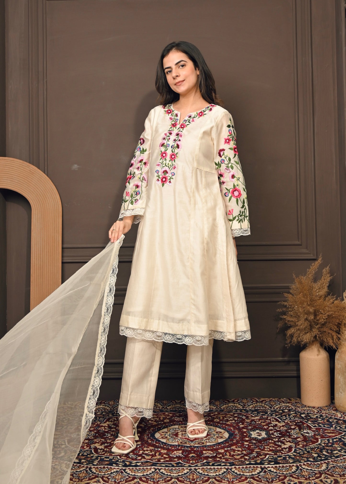 Phoolon Wali Baat – Ivory Chanderi Set