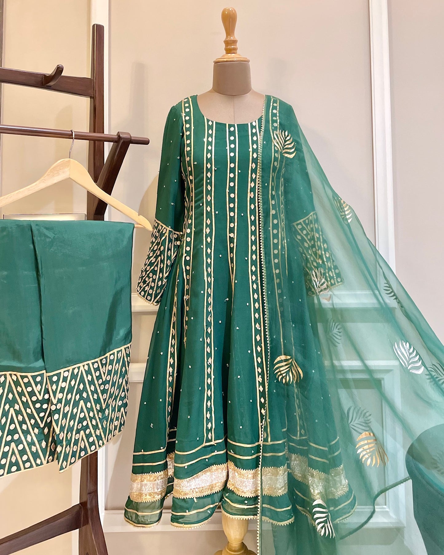 Elegant Green Anarkali Suit