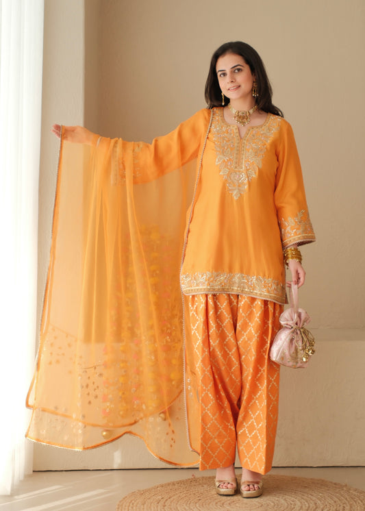 Gulnaar- Pure Silk Ensemble