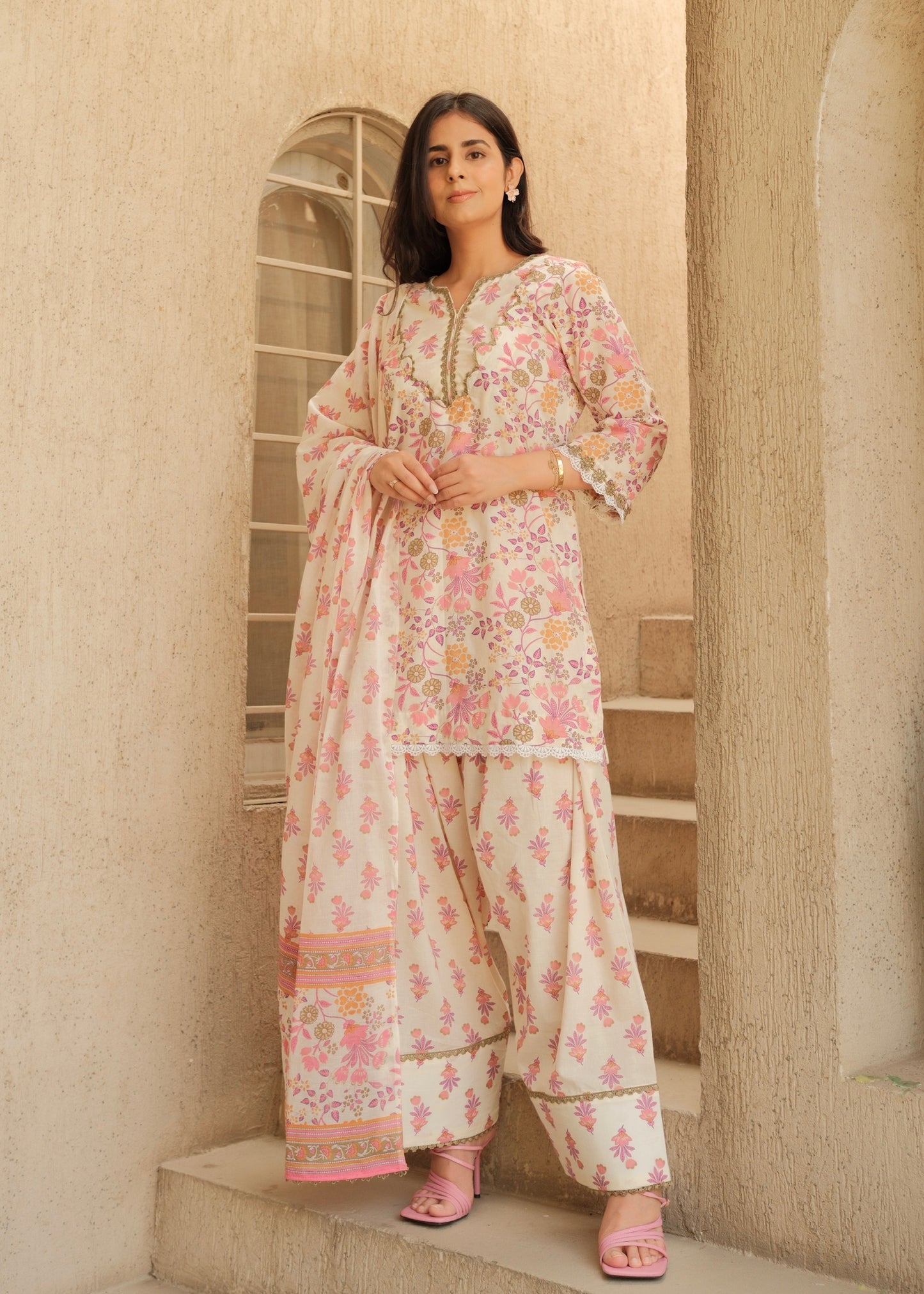 Gulabi Bahaar