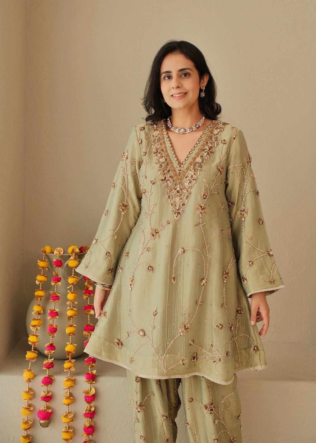 Pista Zari- Crushed Tissue Suit